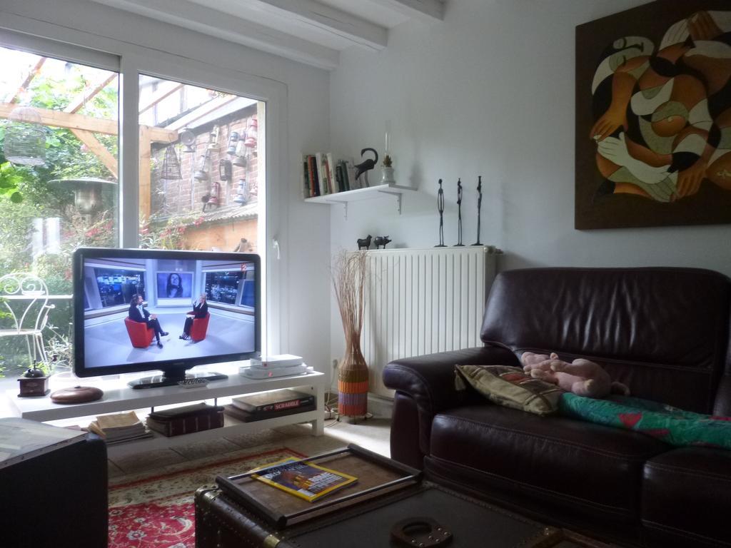 Chambre D'Hotes Rue Des Fougeres Panzió Louviers Kültér fotó
